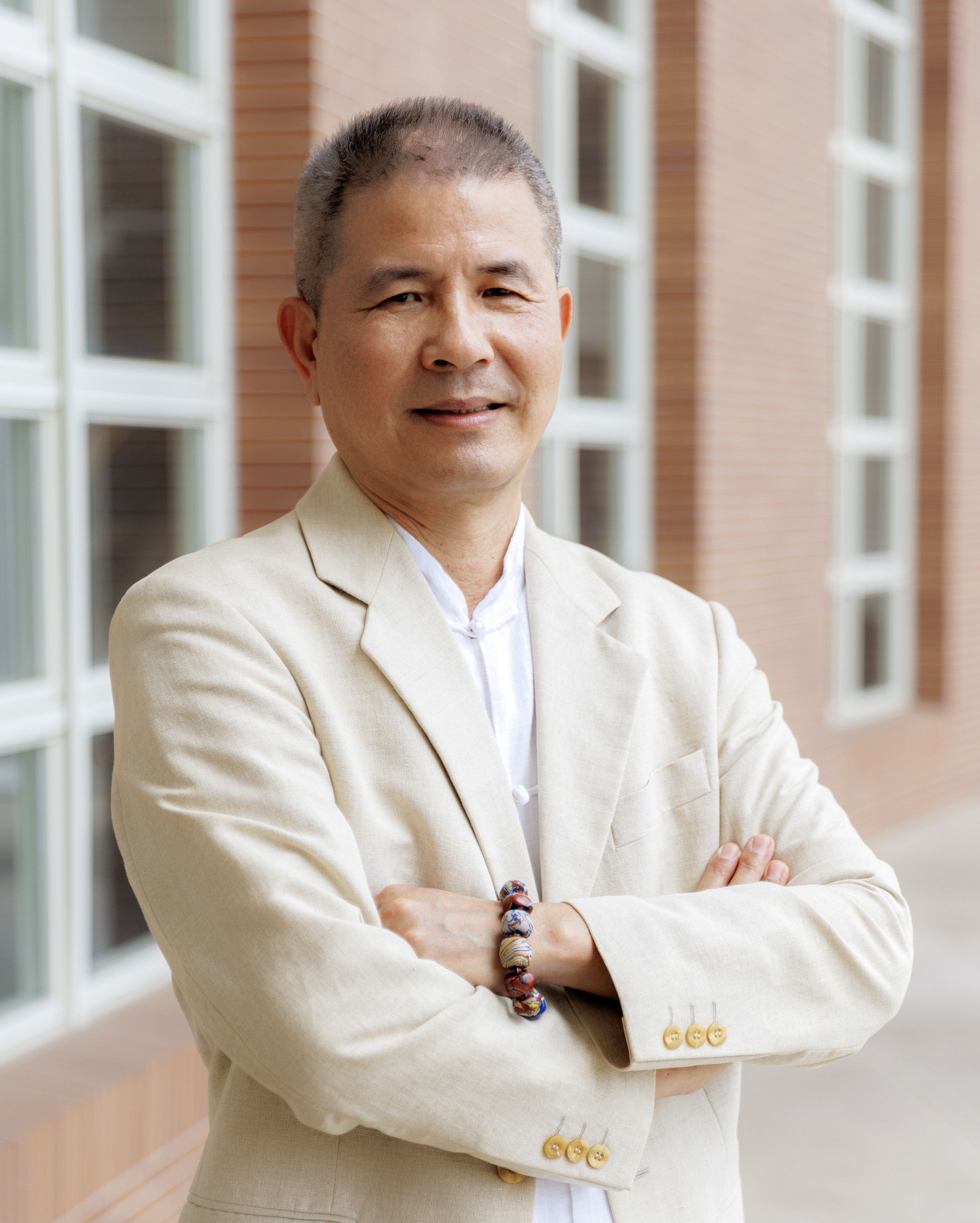 陈启雄_副校长暨创意设计学院院长